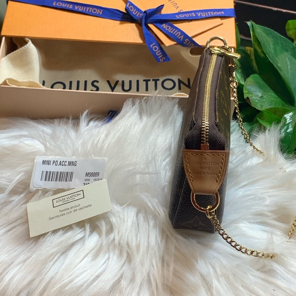 SOLD 💥HP💥Louis Vuitton Mini Pochette part 2 - Picture 8 of 8